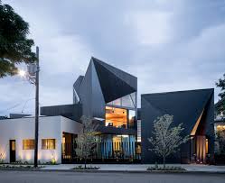 Join us on our full vlog tour of nw portland . Late Nike Legend Sandy Bodecker Left Behind A 7 769 Square Foot Monument To His Creativity In Portland S Alphabet District