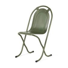 The metal frame on the chair is finished in matt black, and would suit a wide variety of dining tables. Retro Style Chairs Metal Chairs To Be Used In Cafetrias