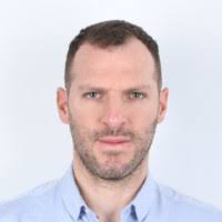 400+ perfiles de «Gérard»