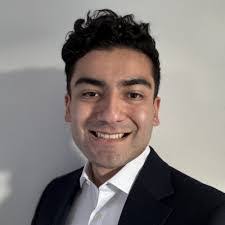 Boe Crouch's Instagram, Twitter & Facebook