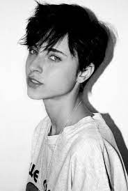 Image From Http 41 Media Tumblr Com F591870cd7529daf895698b3a36c610d Tumblr Mhib0lbxja1s4jdj Short Hair Styles Cute Hairstyles For Short Hair Girl Short Hair