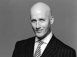 PETER ARNOLD NAMED EXECUTIVE DIRECTOR OF YMA FASHION SCHOLARSHIP FUND