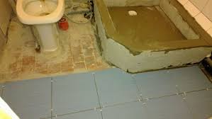 идея душевая кабина из плитки со сливом в полу фото Sdelaj Sam Dushevoj Poddon Fresher Luchshee Iz Runeta Za Den Dushevye Dushevaya Kabina Malenkie Dushevye