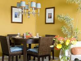 Find inspiration to furnish and decorate your dorm room in a variety of classic and trending styles curated by target's style team. 17 Bright And Pretty Yellow Dining Room Designs Home Design Lover
