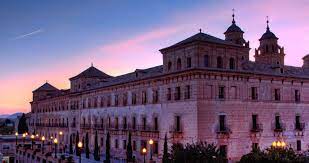 The campus's top class infrastructure, labs and studios allied with the practical subjects will get students ready to. Ucam Universidad Catolica San Antonio De Murcia Murcia Spain Apply Prices Reviews Smapse