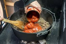 Chili Con Carne Aus Dem Feuertopf Dutch Oven Chili Con Carne Chili Con Carne