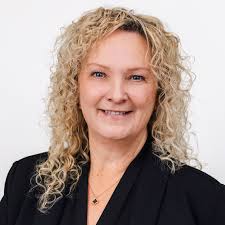 Cold, AB Real Estate Agents