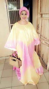 Chic et glamour, découvrez les bazins d'exception chez dimanche a bamako. Top Bazin Chic Les Nouveautes Modeles Facebook A 180 Facebook