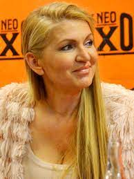 Albums et chansons en streaming et téléchargement mp3. Datei Martina Formanova Praha 2014 Jpg Wikipedia
