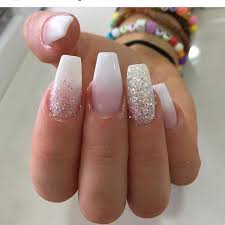 Ombre With White Glitter Instanails Ombre Nails Naildesign Nailaddict Glitter G White Glitter Nails White Acrylic Nails With Glitter Ombre Nails Glitter