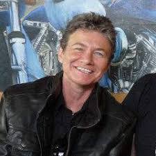 Lori Littell's Instagram, Twitter & Facebook