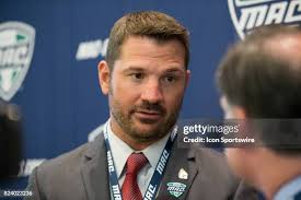 100 Coach Mike Neu Stock Photos, High-Res Pictures, and Images