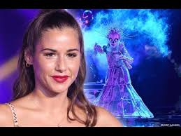 In der show „the masked singer wurden die zuschauer*innen stets dazu angehalten für ihren favoriten per app zu voten und auch ihre. Download Das Skelett The Masked Singer Prosieben 2020 Mp4 Mp3 3gp Mp4 Mp3 Daily Movies Hub