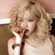 Bella Singh (IworshipAri)