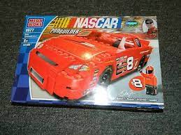But hendrick motorsports — nascar's version of the new york yankees — spares no expense in giving johnson the best. Nascar Mega Bloks Pro Builder Dale Earnhardt Jr 9961 225 Pcs Instructions 16 99 Picclick