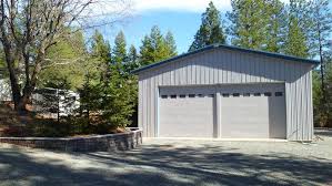 Formaldehyde free fiberglass is significantly less itchy and dusty than the pink or yellow stuff, and doesn't stink either! Metal Buildings When To Insulate Your Prefab Metal Garage Allied Steel Buildings A Look At Proper Insulation