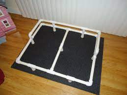 Pictures Of A Build It Yourself Pvc Raised Dog Bed Diy Dog Stuff Elevated Dog Bed Dog Bed