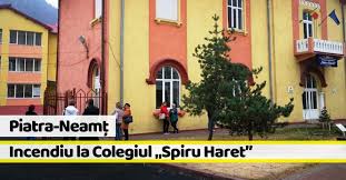 Este asezat pe valea raului bistrita, mai exact la iesirea acestuia dintre munti, la confluenta. Foto NeamÈ Incendiu La Colegiul Spiru Haret Din Piatra NeamÈ