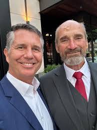 Randy Stine's Instagram, Twitter & Facebook