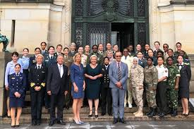 Maybe you would like to learn more about one of these? Vrouwen Klaargestoomd Voor Inzet Bij Vn Missies Nieuwsbericht Defensie Nl