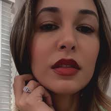 Stream Lavi Montrond music