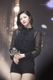 Buat yang penasaran dengan potret para member twice untuk comeback feel special, kamu wajib simak dua 11. Twice Jeongyeon Feel Special Twice 2020