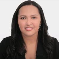 5 perfiles de «Leyla Flores»