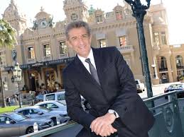 I due sfilano al grimaldi forum di monaco sempre più complici e affiatati. Ezio Greggio Enzo Iacchetti E Un Amico Felice Alla Mia Eta Di Essere Riscoperto Dai Giovani Corriere It