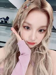 Blaire Bridgette (Urmamablairebb)