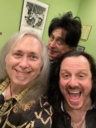 Just wanted to thank the boys of The Five Points for their invite and  hospitality at their killer show yesterday. Worth the ride !!!! If any of  you guys are ever in