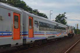 Kai (persero) untuk menggantikan kereta krdi kaligung kelas ekonomi dan bisnis yang sekarang ini sudah tidak beroperasi lagi. Rute Jadwal Dan Harga Tiket Ka Kaligung Semarang Tegal Brebes Cirebon 2021 Aneka Harga