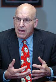 Darien first selectman candidate served prison term