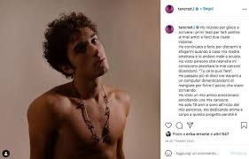 Commentando i programmi trash italiano con forse un po' troppa serietà. 450 Idee Su Sfondi Nel 2021 Foto Di Celebrita Foto Rare Celebrita