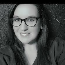 Where can I find dinner and a show in Branson?