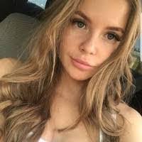 Kate Bella's Instagram, Twitter & Facebook