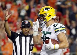 Fishy Text Message Caused Major Scare For Packers Tight End Robert Tonyan Pro Football Madison Com