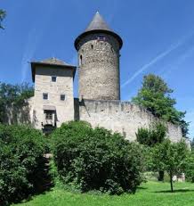 Hoher berg in der marktgemeinde lasberg im oberösterreichischen mühlviertel. Burg Dornach In Lasberg