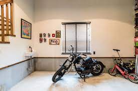 バイクガレージ兼土間のある家の建築実例 注文住宅 家 住宅