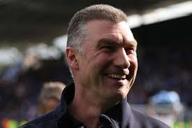 Pearson rewarded with new contract