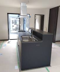 手元隠しのできるアイランドキッチン | 施工事例 | 名古屋のオーダー家具ならクラフト株式会社