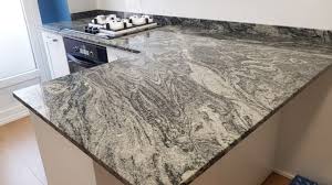 Cosentino ha seleccionado una amplia gama de piedras del mundo , pizarras, basaltos, granitos brasileños, travertinos… El Granito En Cocinas Ventajas Y Usos Marmoles Manolo Simon