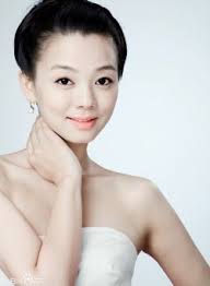 Vivi Yue Jing-Wei (岳菁蔚)