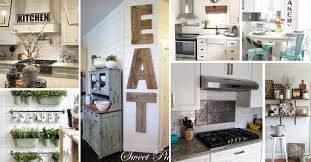 Perfect for diy teen bedroom decor ideas, homemade gifts and cute things for pretty much anyone's home, these crafty projects will keep you. 64 Best Kitchen Wall Decor Ideas To Add Personal Touch Decor Home Ideas