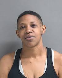 Name: HOLMES LATOYA AMANDA 09/03/1991 F B Booking Date: 02/01/2024 Charges:  POSS. CONTROLLED SUBST. W/O PRESCRIPTION Bond: $2500.00