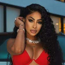 Yailin la Mas Viral - YouTube