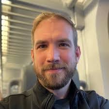 Phil Mccarty's Instagram, Twitter & Facebook