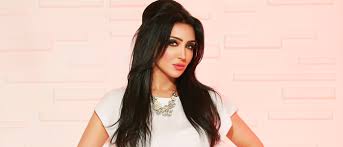 اتهام الممثلة التونسية سامية طرابلسي بانتحال صفة طبيبة