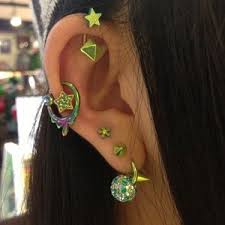 ボディピアス ハードよりはオシャレ重視な画像 画像追加中 naver まとめ ear cuff piercings drop earrings