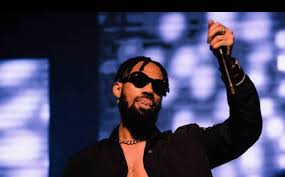 Nigerian talented disc jockey, dj kaywise ties up the year with his highly awaited hit track dubbed highway.. Fans Hail Phyno On New Song Bia Punch Newspapers
