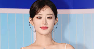 Hơn 200 triệu lượt xem Triệu Lệ Dĩnh đối đầu Tân Chỉ Lôi